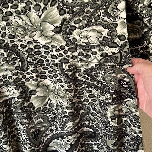 Capella Apparel Knit Dress Paisley Print size M - Picture 2 of 10